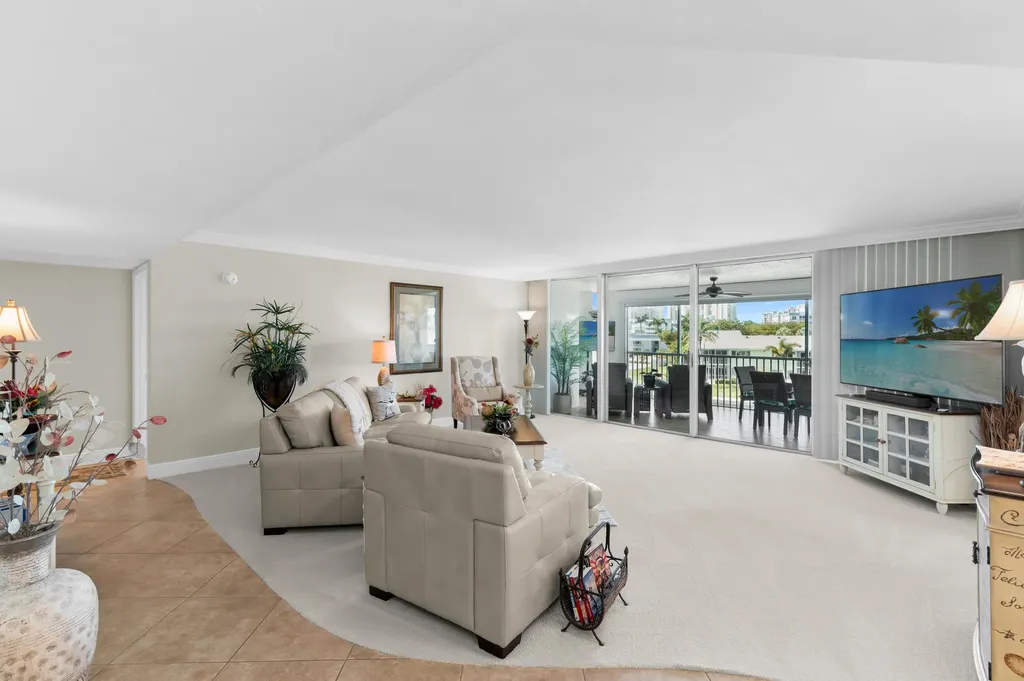 848 Collier Court Marco Island FL 34145