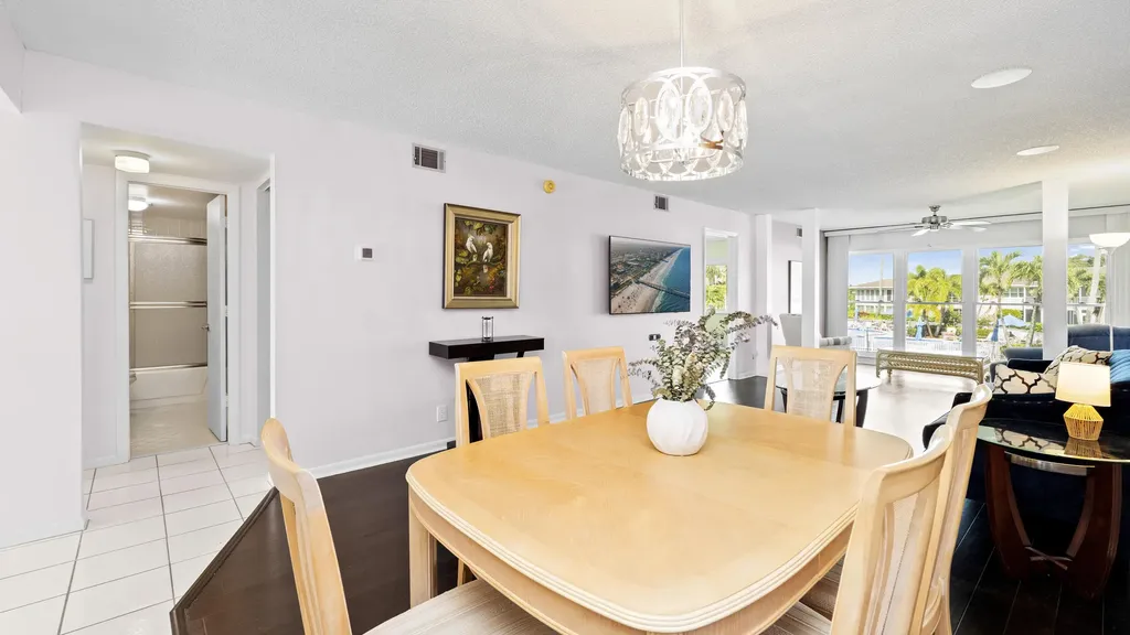 160 Palm Drive Naples FL 34112
