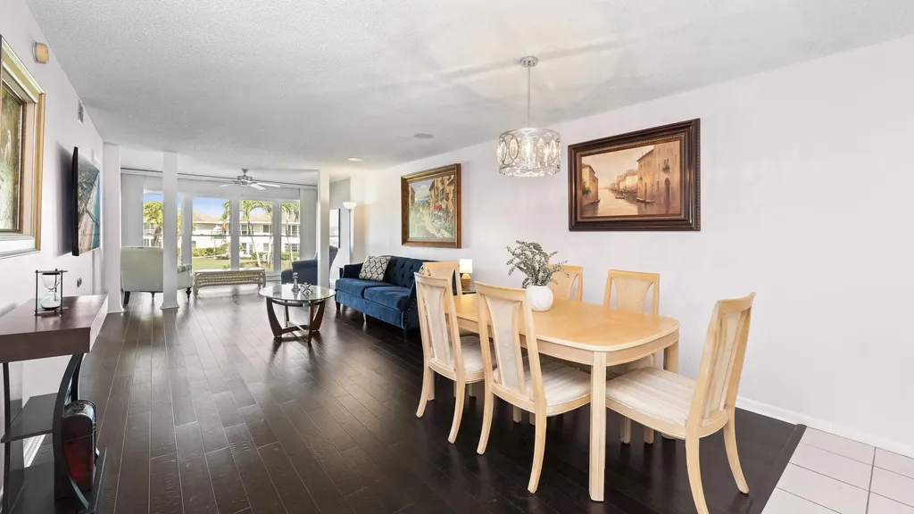160 Palm Drive Naples FL 34112