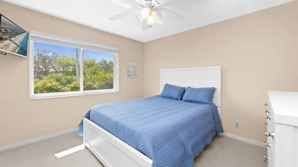 160 Palm Drive Naples FL 34112