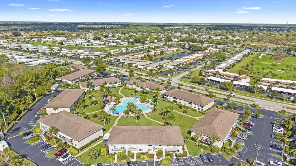 160 Palm Drive Naples FL 34112