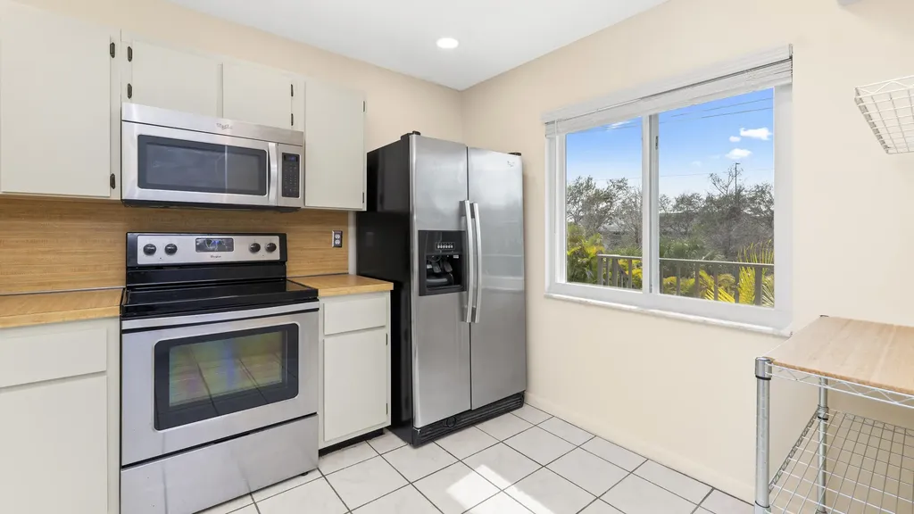 160 Palm Drive Naples FL 34112
