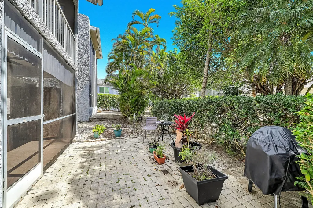 12 Watercolor Way Naples FL 34113