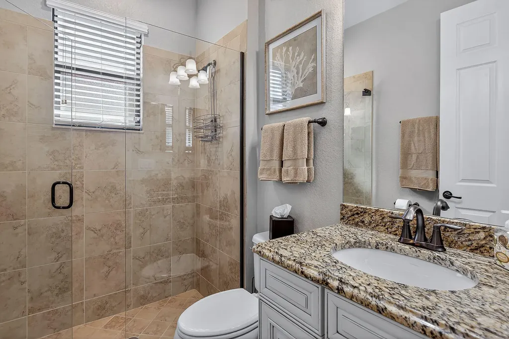 2898 Aviamar Circle Naples FL 34114