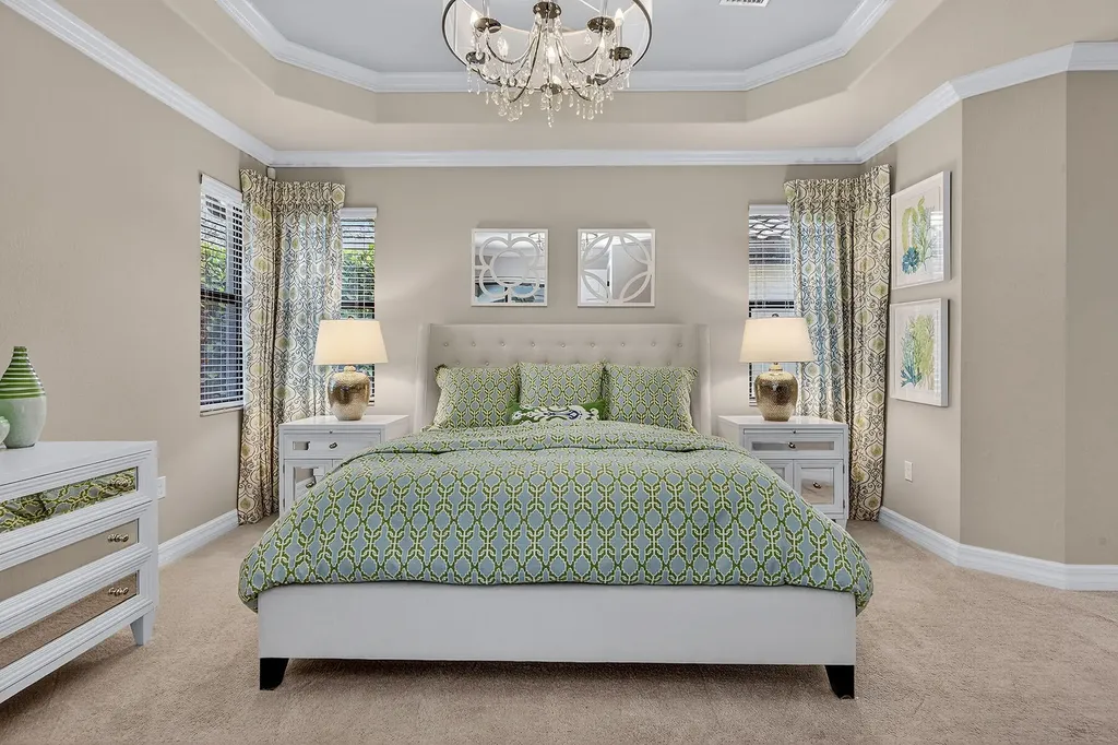 2898 Aviamar Circle Naples FL 34114