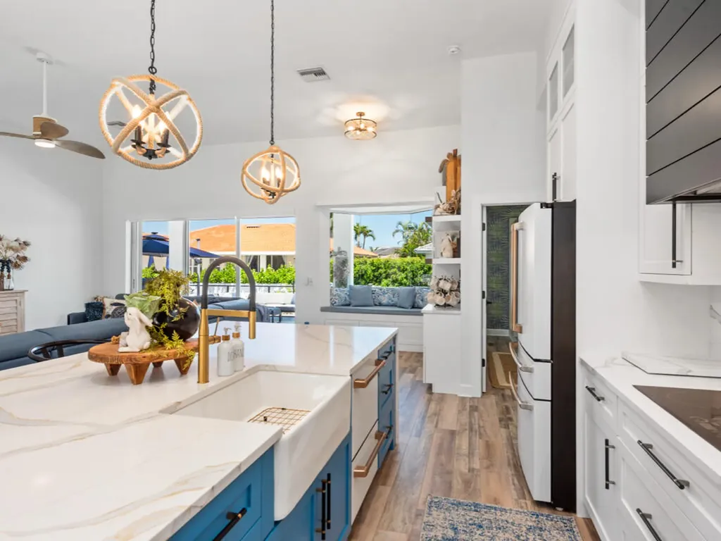 679 Seagrape Drive Marco Island FL 34145