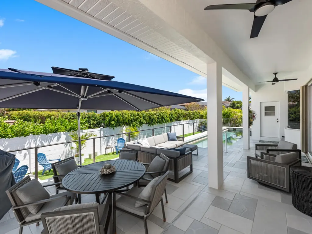 679 Seagrape Drive Marco Island FL 34145