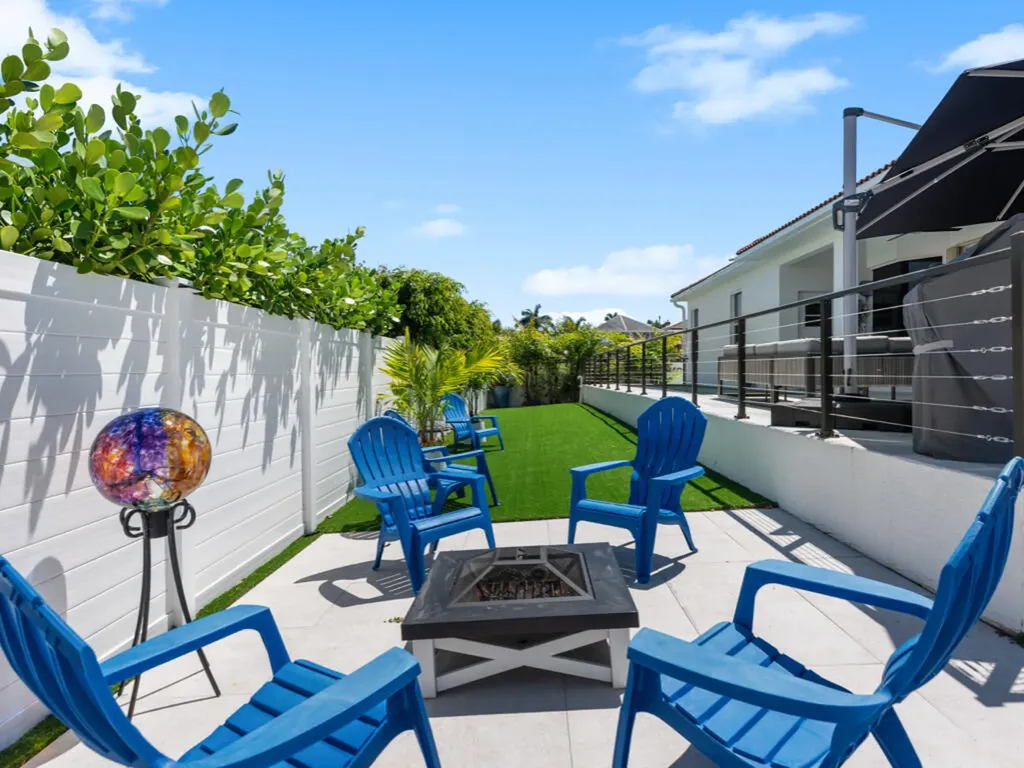 679 Seagrape Drive Marco Island FL 34145