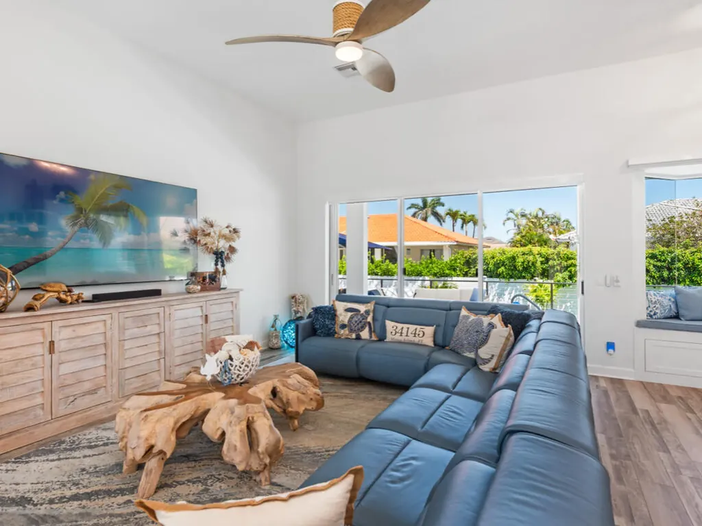 679 Seagrape Drive Marco Island FL 34145