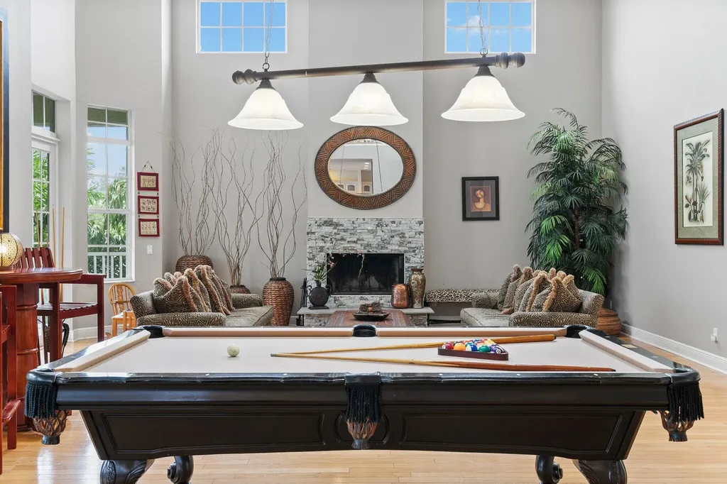 1927 Sheffield Avenue Marco Island FL 34145