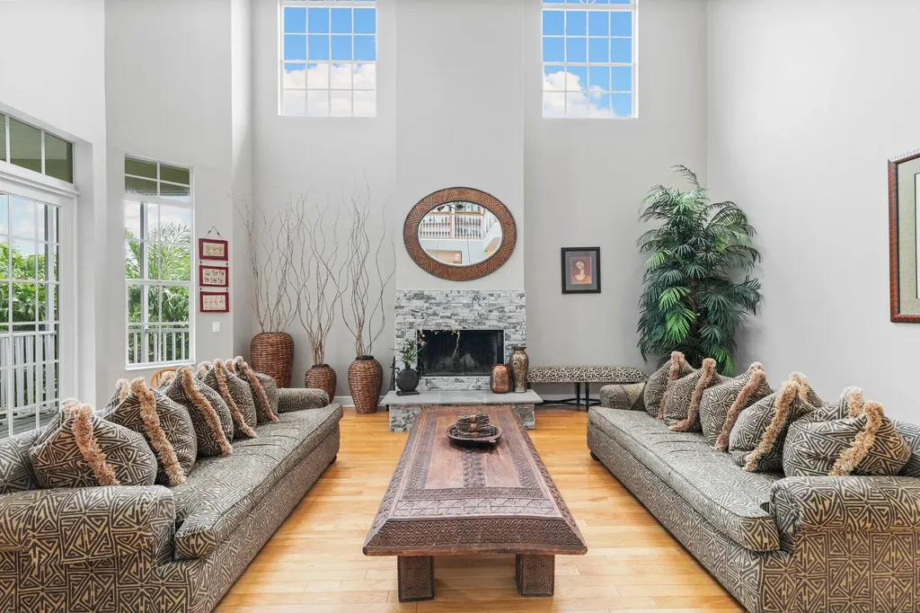 1927 Sheffield Avenue Marco Island FL 34145