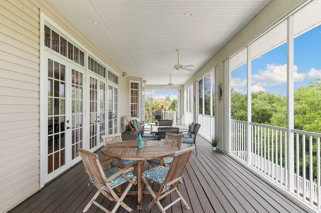 1927 Sheffield Avenue Marco Island FL 34145