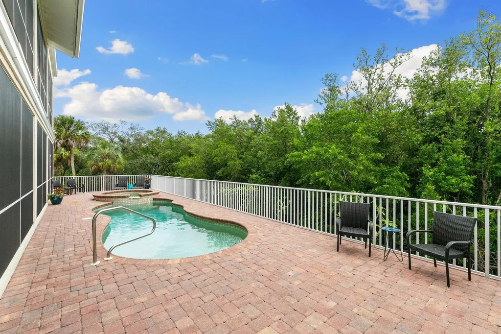 1927 Sheffield Avenue Marco Island FL 34145