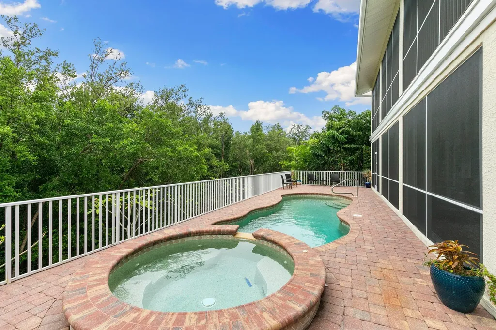 1927 Sheffield Avenue Marco Island FL 34145