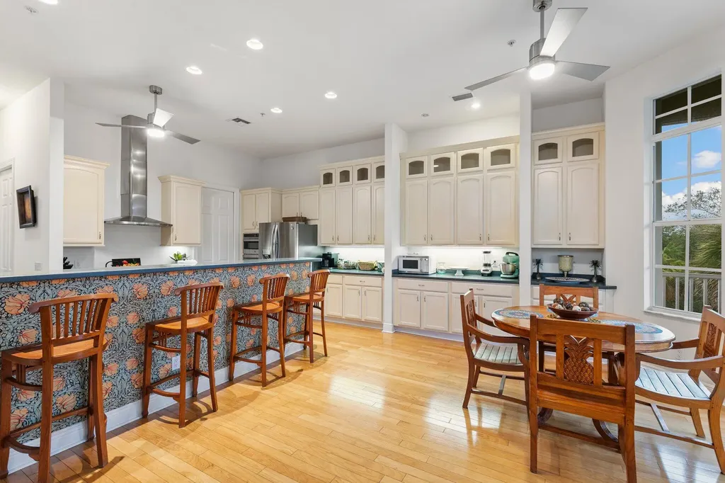 1927 Sheffield Avenue Marco Island FL 34145