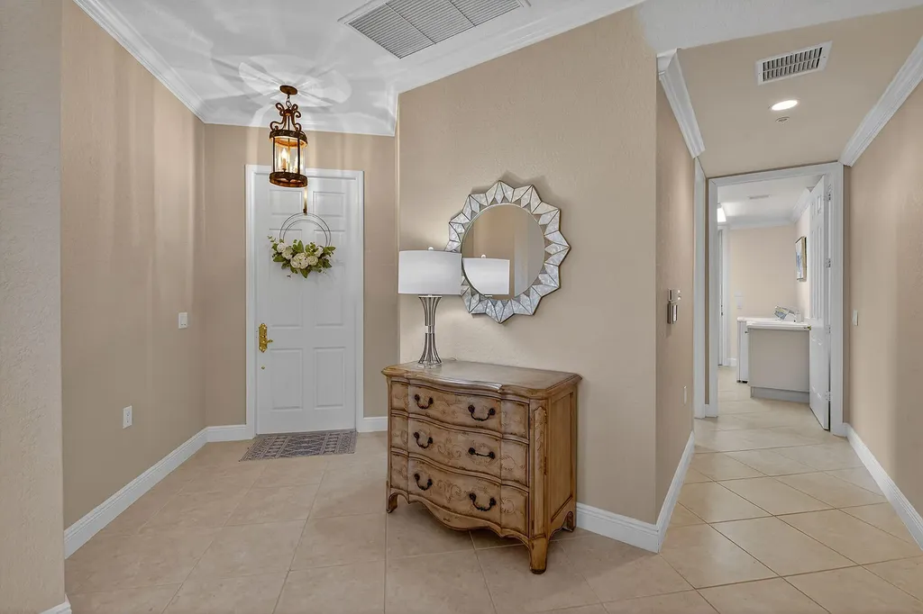 9263 Museo Circle Naples FL 34114