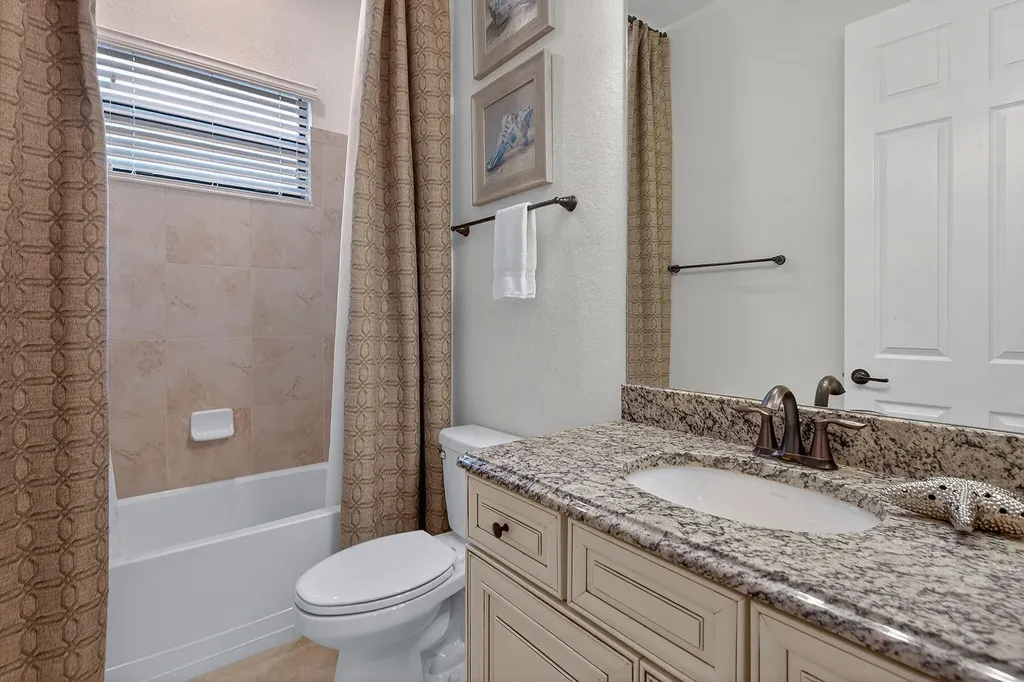 3001 Aviamar Circle Naples FL 34114