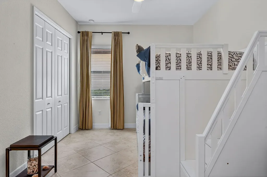 3001 Aviamar Circle Naples FL 34114