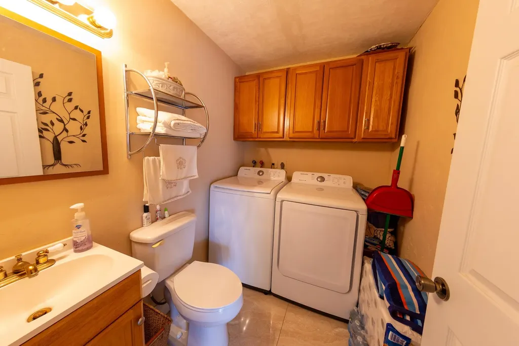 188 Gulfstream Street Marco Island FL 34145