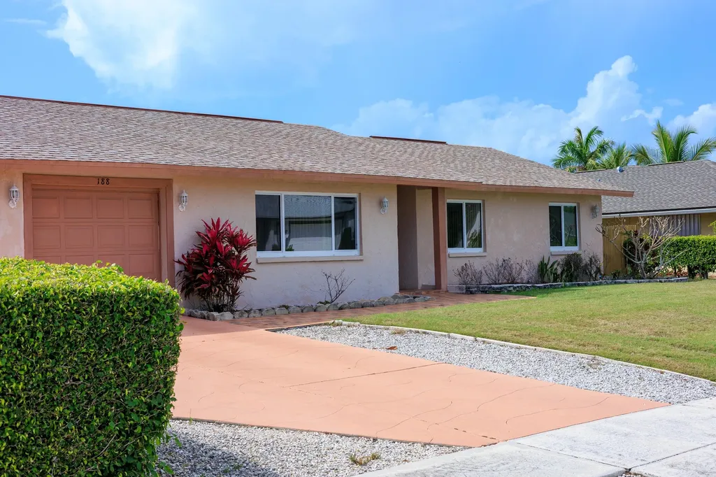 188 Gulfstream Street Marco Island FL 34145