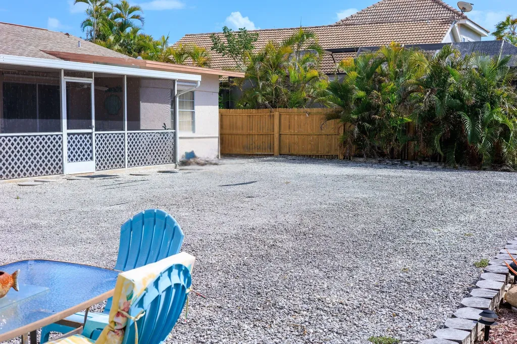 188 Gulfstream Street Marco Island FL 34145