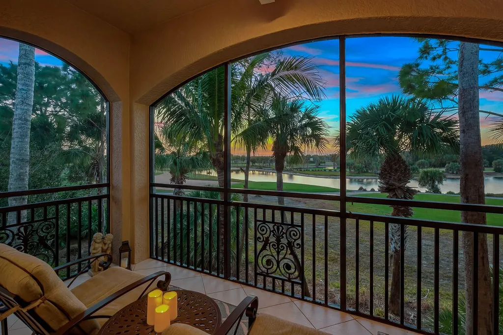 Naples FL, 9031 Cherry Oaks Trail, Unit 201