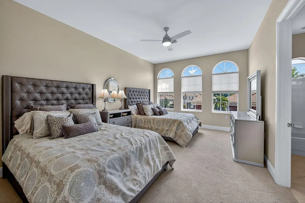 9031 Cherry Oaks Trail Naples FL 34114