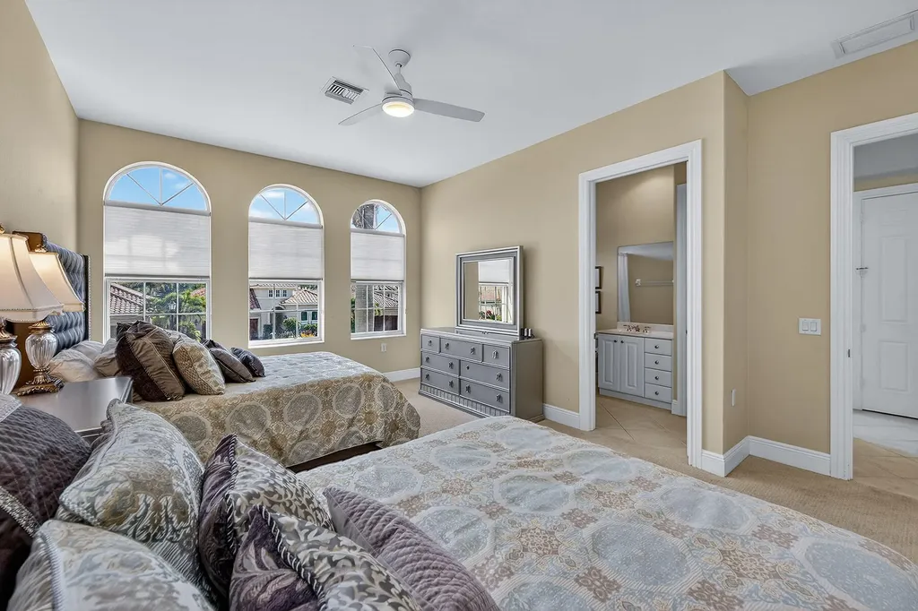 9031 Cherry Oaks Trail Naples FL 34114