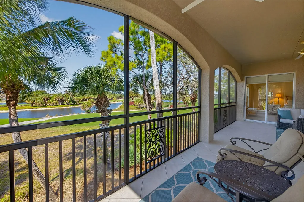 9031 Cherry Oaks Trail Naples FL 34114