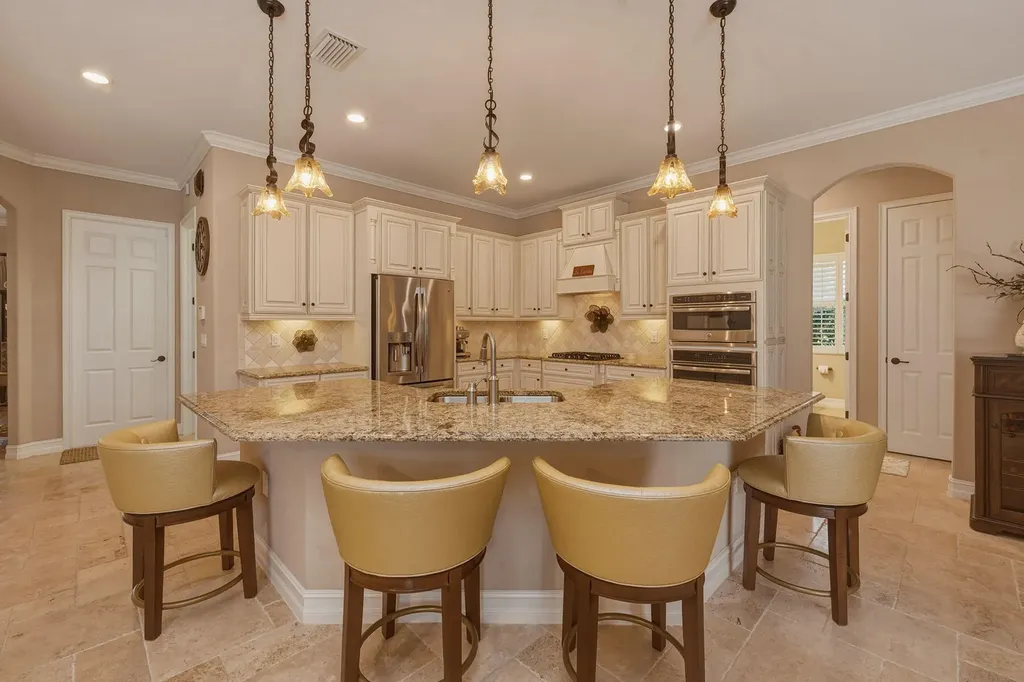 9505 Campanile Circle Naples FL 34114