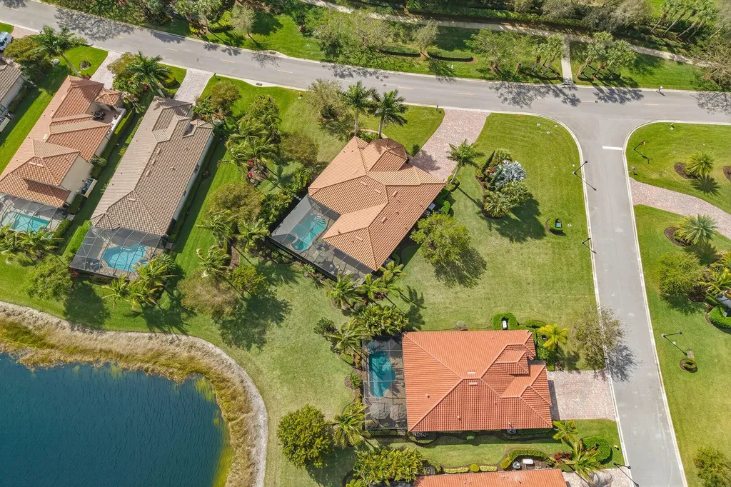 9505 Campanile Circle Naples FL 34114