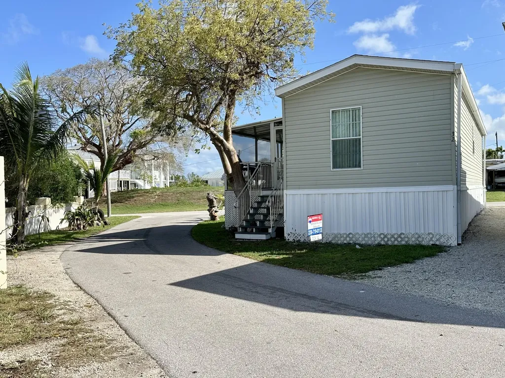 1180 Chokoloskee Drive Chokoloskee FL 34138