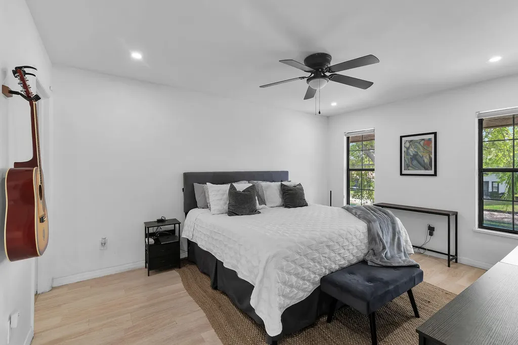 5245 Treetops Drive Naples FL 34113