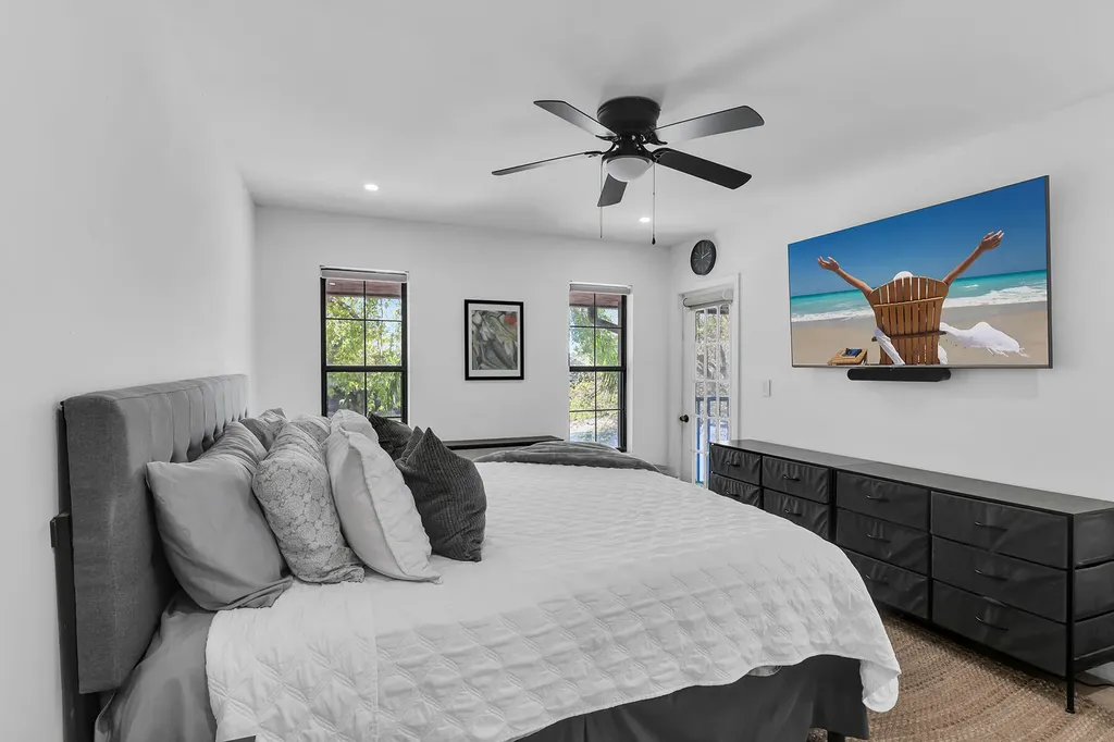 5245 Treetops Drive Naples FL 34113