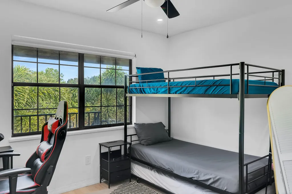 5245 Treetops Drive Naples FL 34113