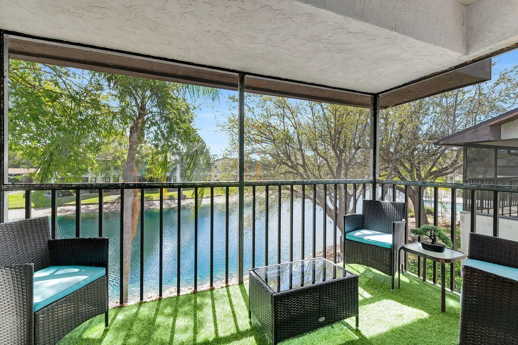 5245 Treetops Drive Naples FL 34113