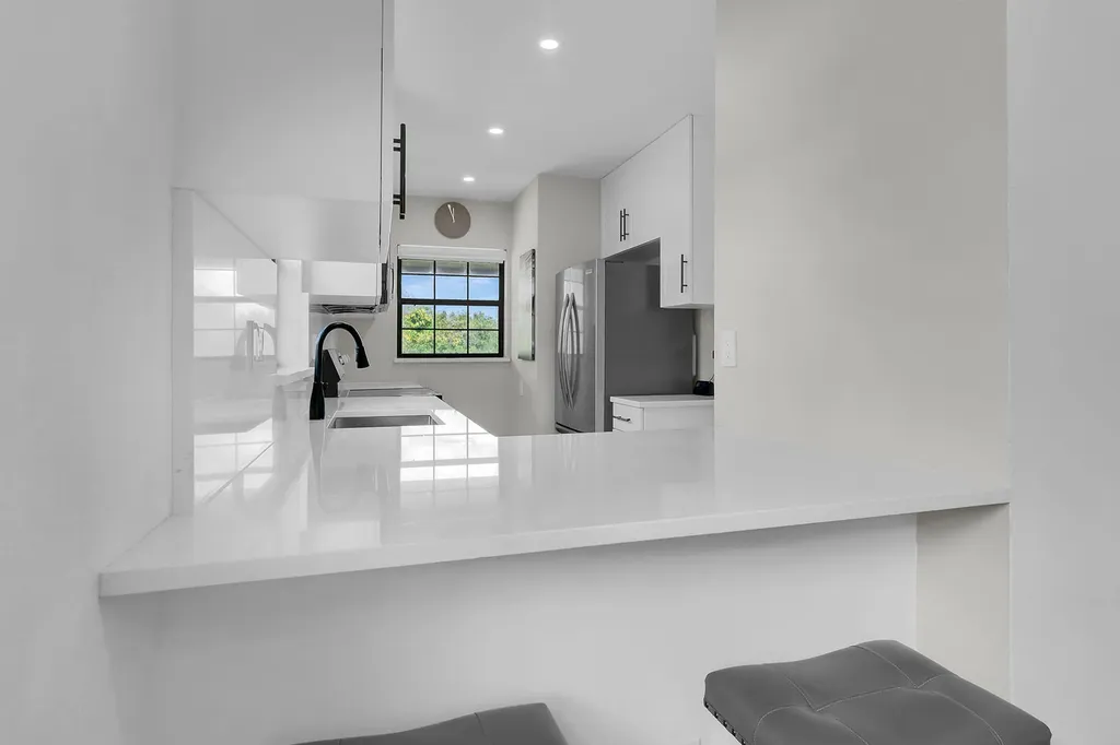 5245 Treetops Drive Naples FL 34113