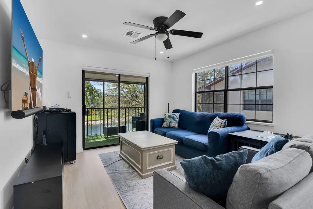 5245 Treetops Drive Naples FL 34113