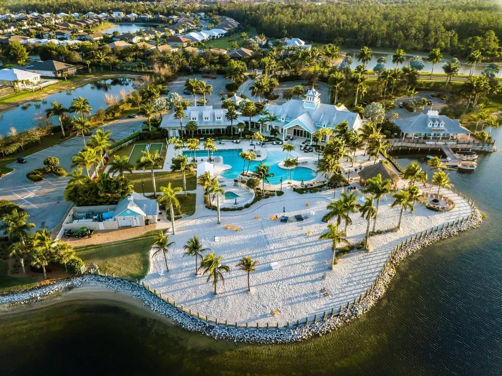 14714 Leeward Drive Naples FL 34114