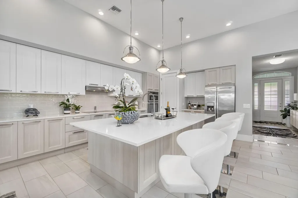 14714 Leeward Drive Naples FL 34114