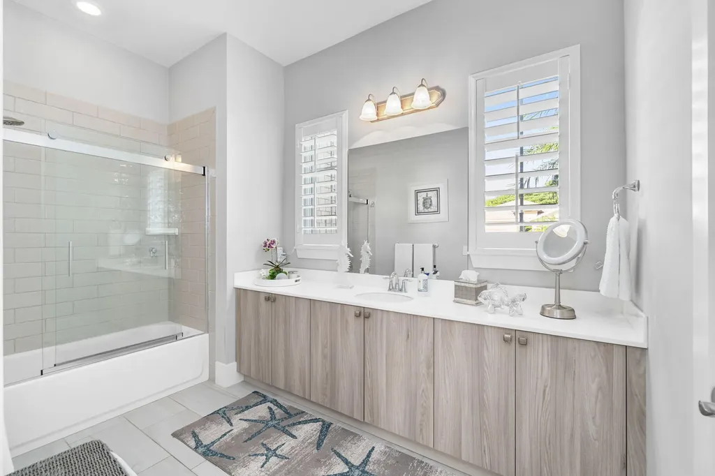 14714 Leeward Drive Naples FL 34114