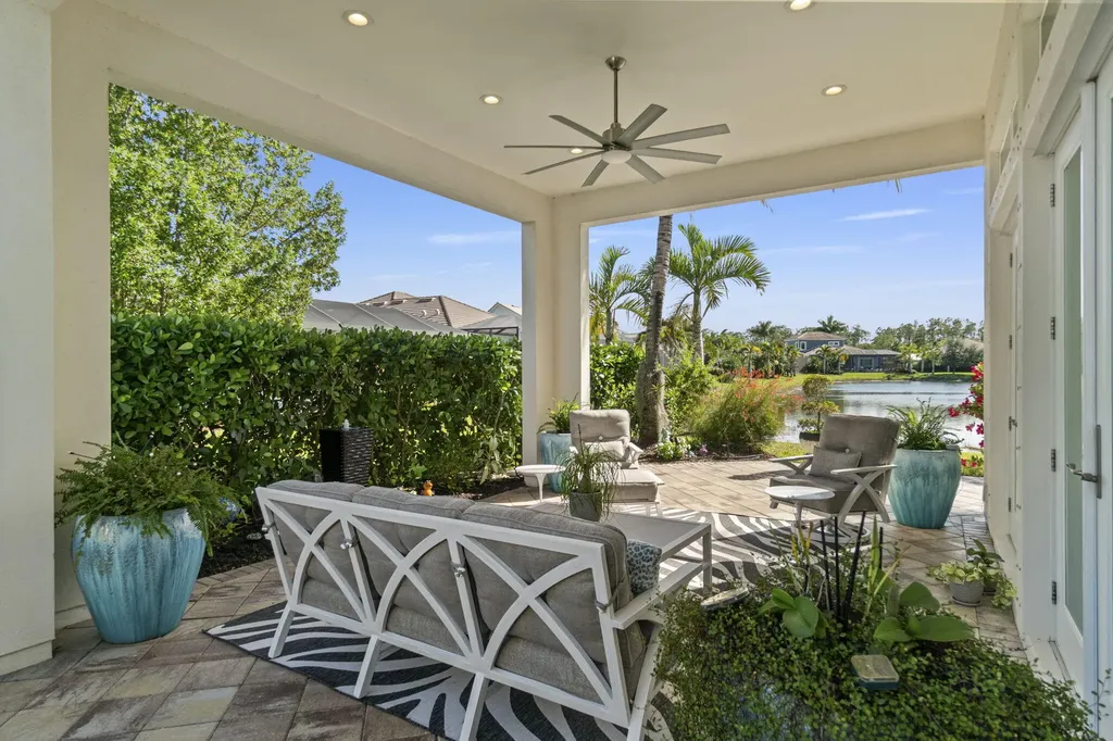 14714 Leeward Drive Naples FL 34114