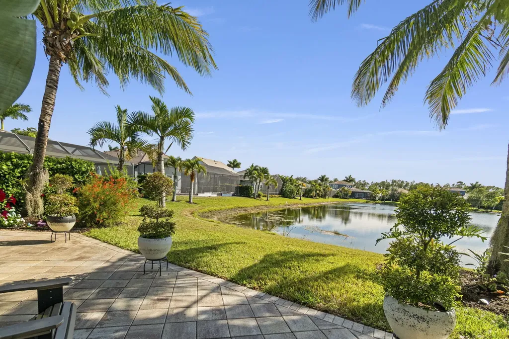 14714 Leeward Drive Naples FL 34114