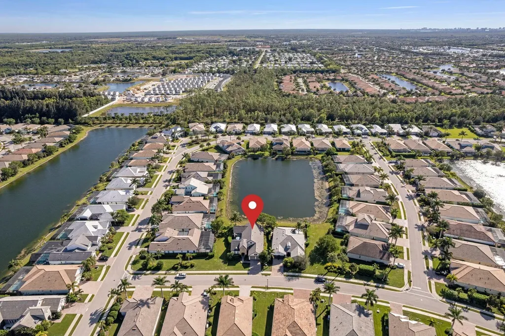 14714 Leeward Drive Naples FL 34114