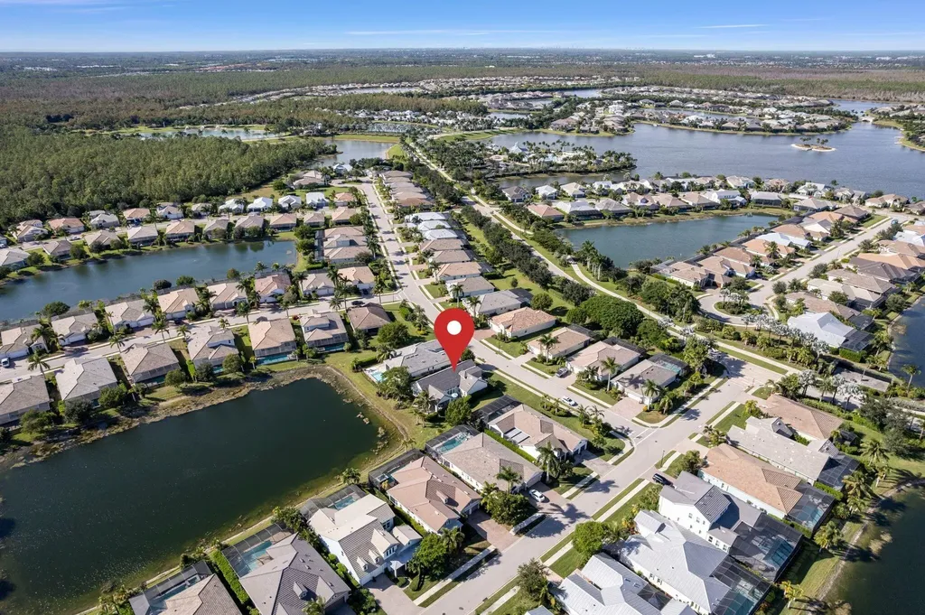 14714 Leeward Drive Naples FL 34114