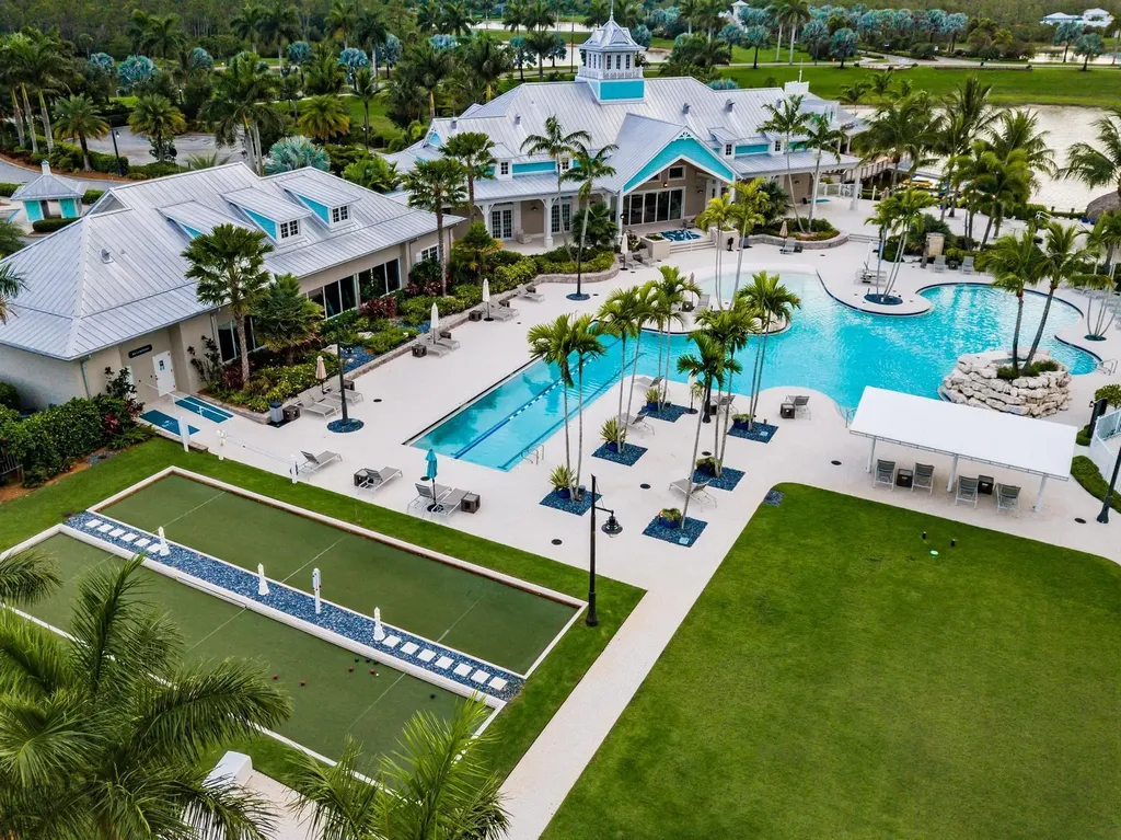 14714 Leeward Drive Naples FL 34114