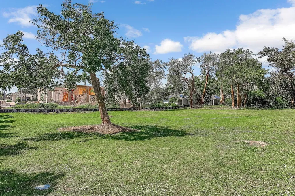 965 Leo Court Marco Island FL 34145