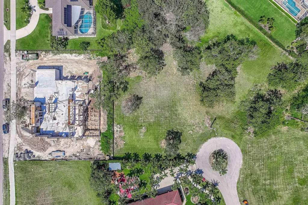 965 Leo Court Marco Island FL 34145