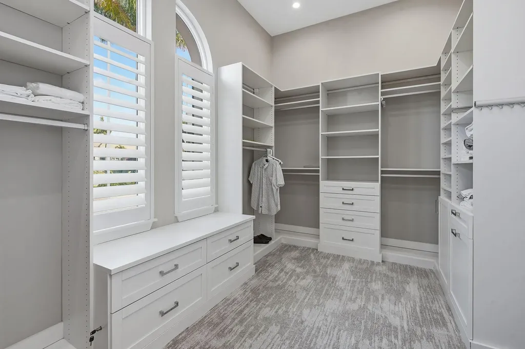 3244 Tavolara Lane Naples FL 34114