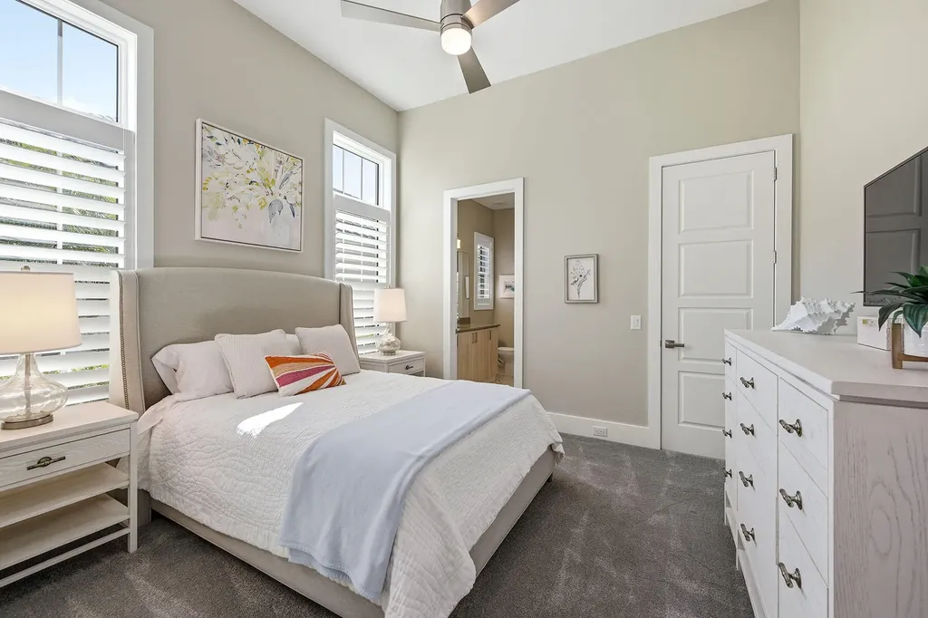 3244 Tavolara Lane Naples FL 34114